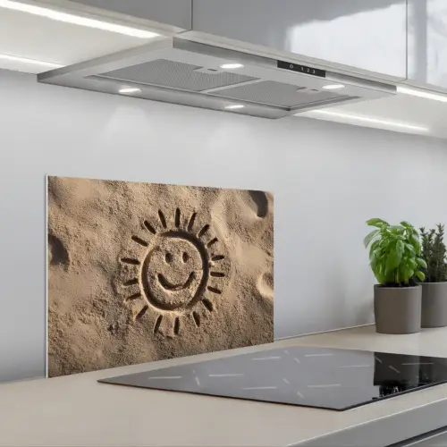 Gezichtje - Zon - Zand - Getekend keuken achterwand spatscherm klein -3d_schuin