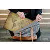 Wereldkaart - Vintage - Antiek - Bruin - Papier laptophoes neopreen klein -tas