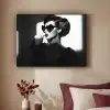Vrouw - Zwart - Hart Textielframe zwart klein -sfeer1