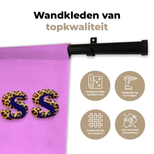 Felroze - Badass - Panterprint - Schaduw Wandkleed katoen klein -sfeer2