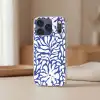 Bloemen patroon - Blauw - Wit - Bladeren Telefoonhoesje iPhone 17 Pro klein -sfeer2