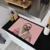 Luiaard - Bloemenprint - Bril - Roze Inductie beschemer met haakjes klein -sfeer1