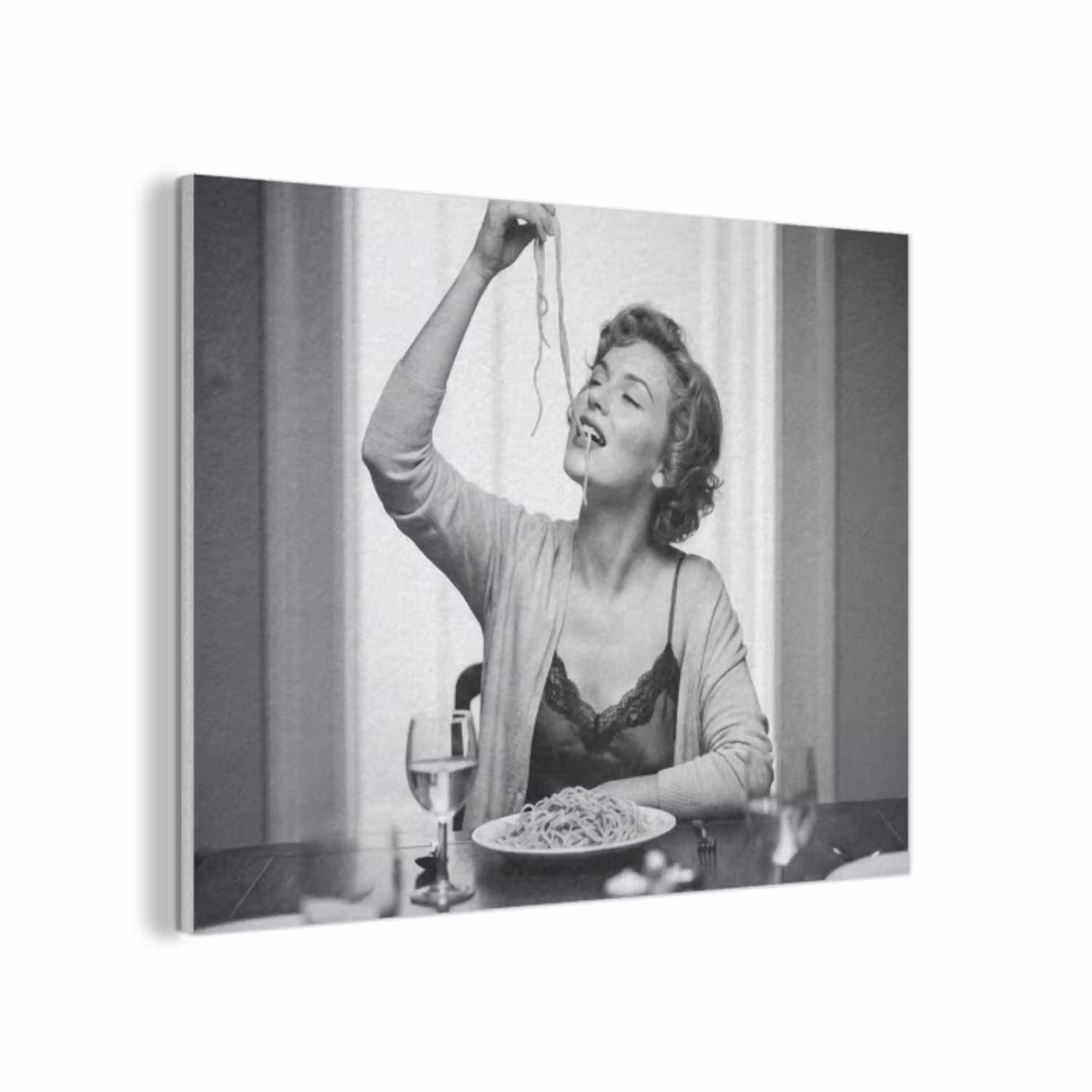 Vrouw - Spaghetti - Zwart - Wit PET vilt klein -3d