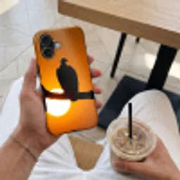 Gier - Tak - Zon - Oranje Toughcase MagSafe Apple iPhone 17 klein -Sfeer1M