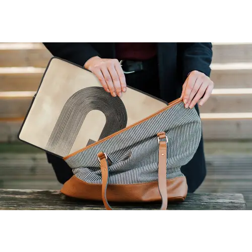Boog -  Strepen - Minimalistisch - Zwart laptophoes neopreen klein -tas