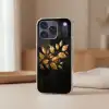 Gouden Bladeren op Donkere Achtergrond Telefoonhoesje iPhone 17 Pro klein -sfeer2