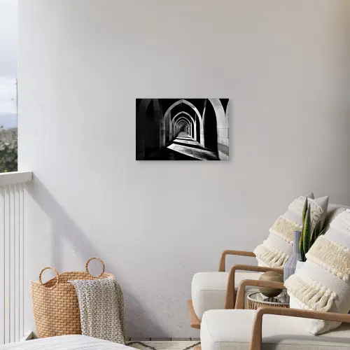 Gang - Bogen - Schaduw - Diepte Tuinposter op houten frame 2 cm dik klein -sfeer1