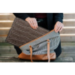Leer - Krokodil - Mat laptophoes neopreen klein -tas