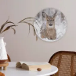 Hert - Sneeuw - Bos - Dieren - Vertederend Akoestische PET Vilt - Rond klein -sfeer3
