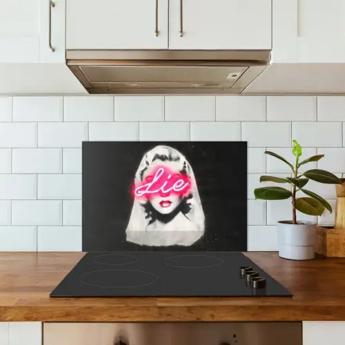 Neon - Letters - Vintage - Vrouw keuken achterwand spatscherm klein -sfeer2