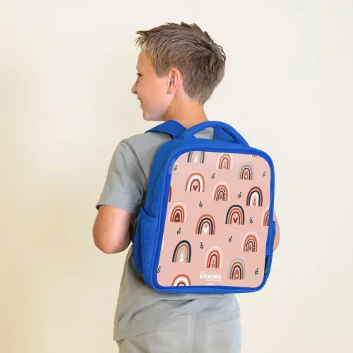 Roze regenbogen patroon Kinderrugzak - Blauw middel -sfeer2