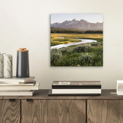 Berglandschap - Rivier - Bos aluminium wit klein -sfeer1
