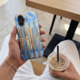 Skyline - Wolkenkrabbers - Water - Blauw Toughcase MagSafe Apple iPhone 17 klein -Sfeer1M