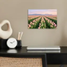Tulpen - Landschap - Roze poster papier klein -sfeer1