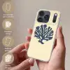 Blauw koraal - Vertakkingen - Beige Telefoonhoesje iPhone 17 Pro klein -sfeer3_NL
