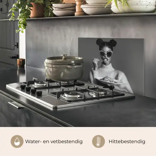 Vrouw - Pasta - Zonnebril keuken achterwand spatscherm klein -usp_NL