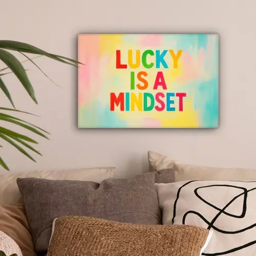Quote - Lucky - Regenboogkleuren canvas 2cm klein -sfeer1