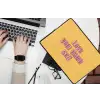 Love yourself - Roze - Geel laptophoes neopreen klein -bureau