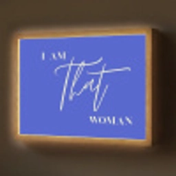Blauw - I am that woman - Sierlijk - Minimalistisch Light Box met batterij (Wandlamp) middel -z3d_website