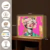 Bloemenkroon - Goud - Vrouw - Portret Light Box met batterij (Wandlamp) middel -USP_websiteoverzichtNL