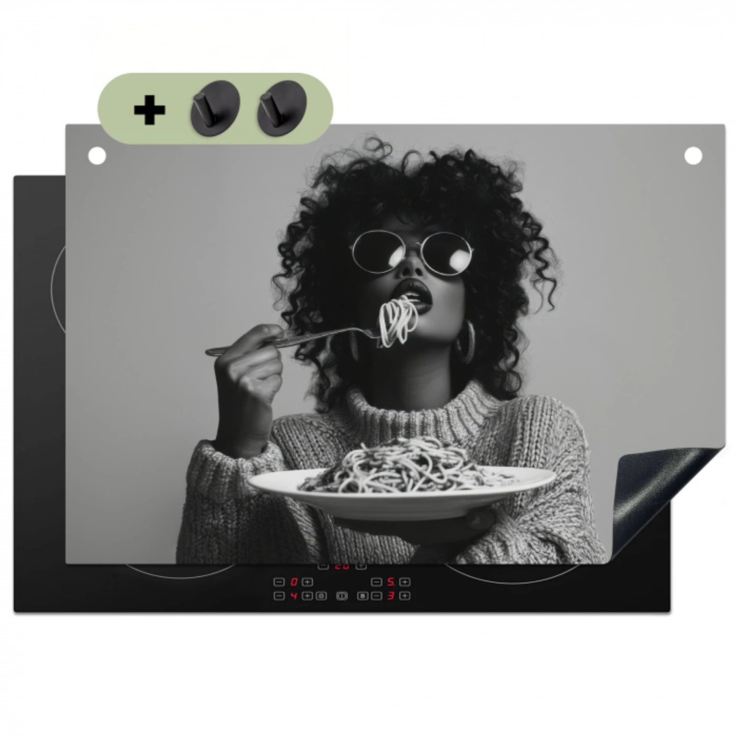 Vrouw - Pasta - Zwart - Wit Inductie beschemer met haakjes klein -3d