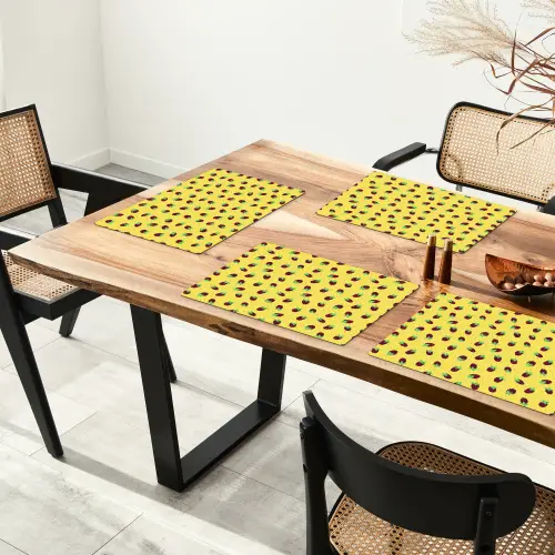 Geel - Frambozen - Patroon Placemat vinyl groot 368 -zzsfeer4_Kitchenyeah-website