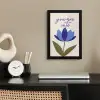 Korenbloem - Valentijn - Bloem - Blauw fotolijst zwart zonder passe partout klein -sfeer1