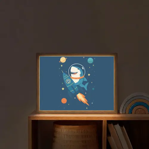 Raket - Haai - Ruimte Light Box met batterij (Wandlamp kind) middel -sfeer1_kind