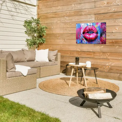 Graffiti - Lippen - Felroze - Geschilderd Tuinposter op houten frame 2 cm dik klein -sfeer2