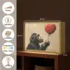 Street art - Chimpansee - Ballon - Graffiti - Banksy Style Light Box met batterij (Wandlamp) middel -USP_websiteoverzichtNL