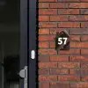 Bruine diagonale banen - Traditioneel Naambord Huisje klein -sfeer2