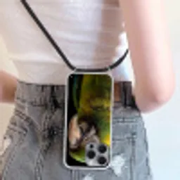 Ara - Portret - Groen Hoesje iPhone 16 Pro Max met koord klein -sfeer5