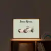 Beige - Raceauto - Stippen - Wielen Light Box met batterij (Wandlamp kind) middel -sfeer1_kind
