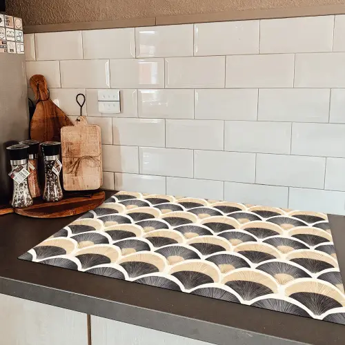 Waaier - Patroon - Zwart - Beige Inductie beschermer vinyl 3mm klein 276 -sfeer3