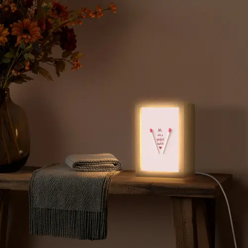 Perfect - Minimalistisch - Valentijn Light Box met kabel (Tafellamp) klein -sfeer4