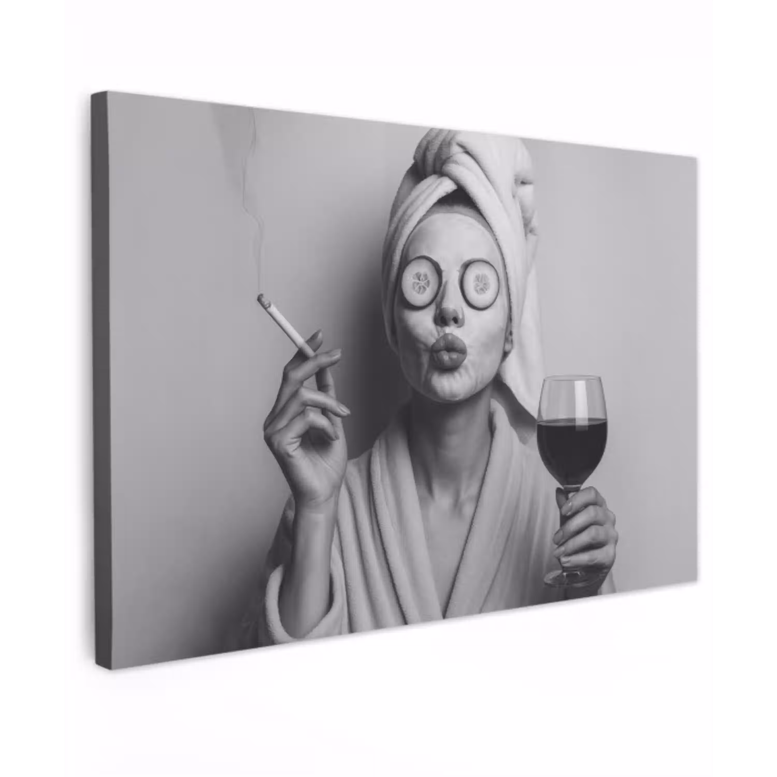 Vrouw - Masker - Wijn - Sigaret canvas 2cm klein -z3d