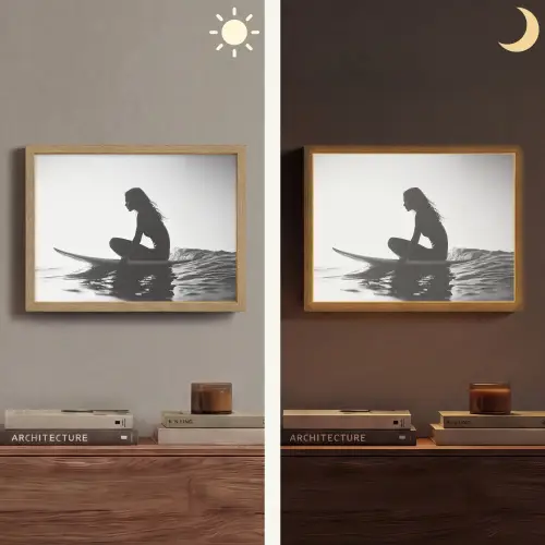 Silhouet - Vrouw - Surfplank - Water Light Box met batterij (Wandlamp) middel -sfeer3
