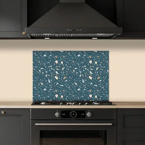 Terrazzo -  Patroon - Kleurrijk - Diep blauw keuken achterwand spatscherm klein 900 -sfeer1