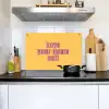 Love yourself - Roze - Geel Inductie beschemer met haakjes klein -sfeer2
