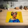Frida Kahlo - Vrouw - Geel - Blauw - Bloemen Inductie beschermer vinyl 3mm middel -sfeer5