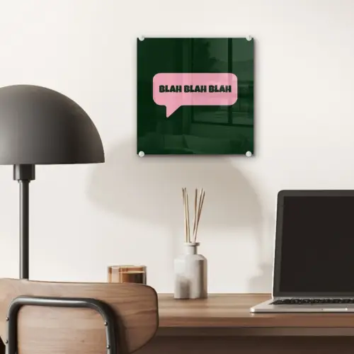 Tekstwolk - BLAH BLAH BLAH - Roze plexiglas 5mm klein -sfeer6