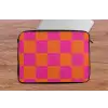 Schaakbord print - Oranje - Roze - Blokjes laptophoes neopreen klein -tafel