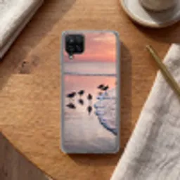 Meeuwen - Strand - Zee - Roze Telefoonhoesje Samsung Galaxy A12 klein -sfeer1