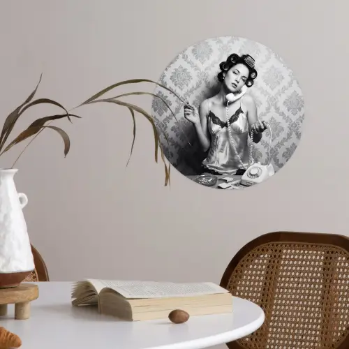 Chic - Vrouw - Zwart - Wit Wandcirkel behangsticker klein -sfeer3