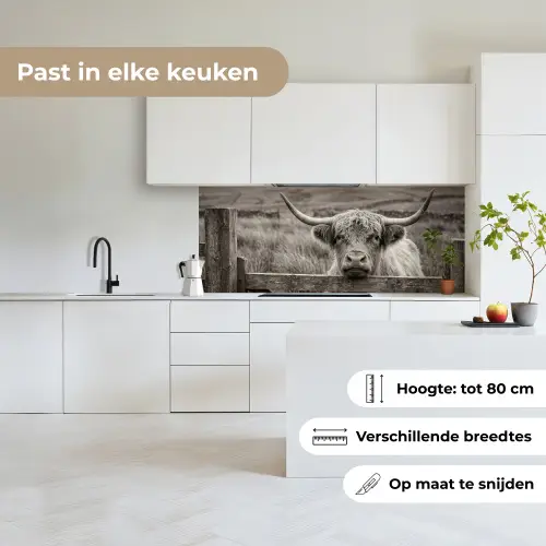 Schotse hooglander - Zwart - Wit - Hout keuken achterwand 2 middel -sfeer4_NL