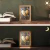 Gebroken hart - Goud - Houtlook - Liefde Light Box met kabel (Tafellamp) klein -sfeer3