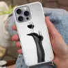 Hak - Wijn - Minimalistisch - Zwart Hoesje iPhone 16 Pro Max met koord klein -sfeer3
