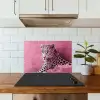 Panter - Luxe - Roze keuken achterwand spatscherm klein -sfeer2