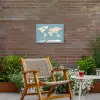 Wereldkaart - Oceaan - Realistisch - Blauw Tuinposter op houten frame 2 cm dik klein -sfeer3