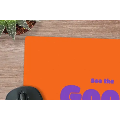 See the good - Paars - Oranje - Smiley muismat rubber klein -closeup